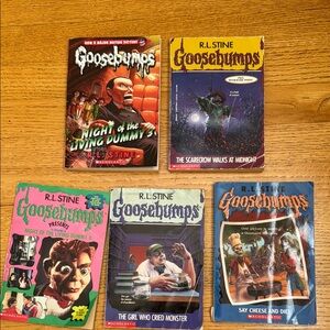 R.L. Stine Goosebumps Kids Book Bundle - Mixed Colors